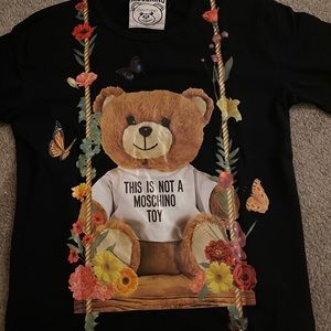 Moshchino shirt